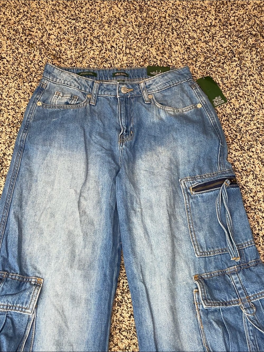 Wild Fable Baggy Wide Leg Cargo Mid Rise Soft Denim Jeans Woman’s 0 NWT - Picture 2 of 8